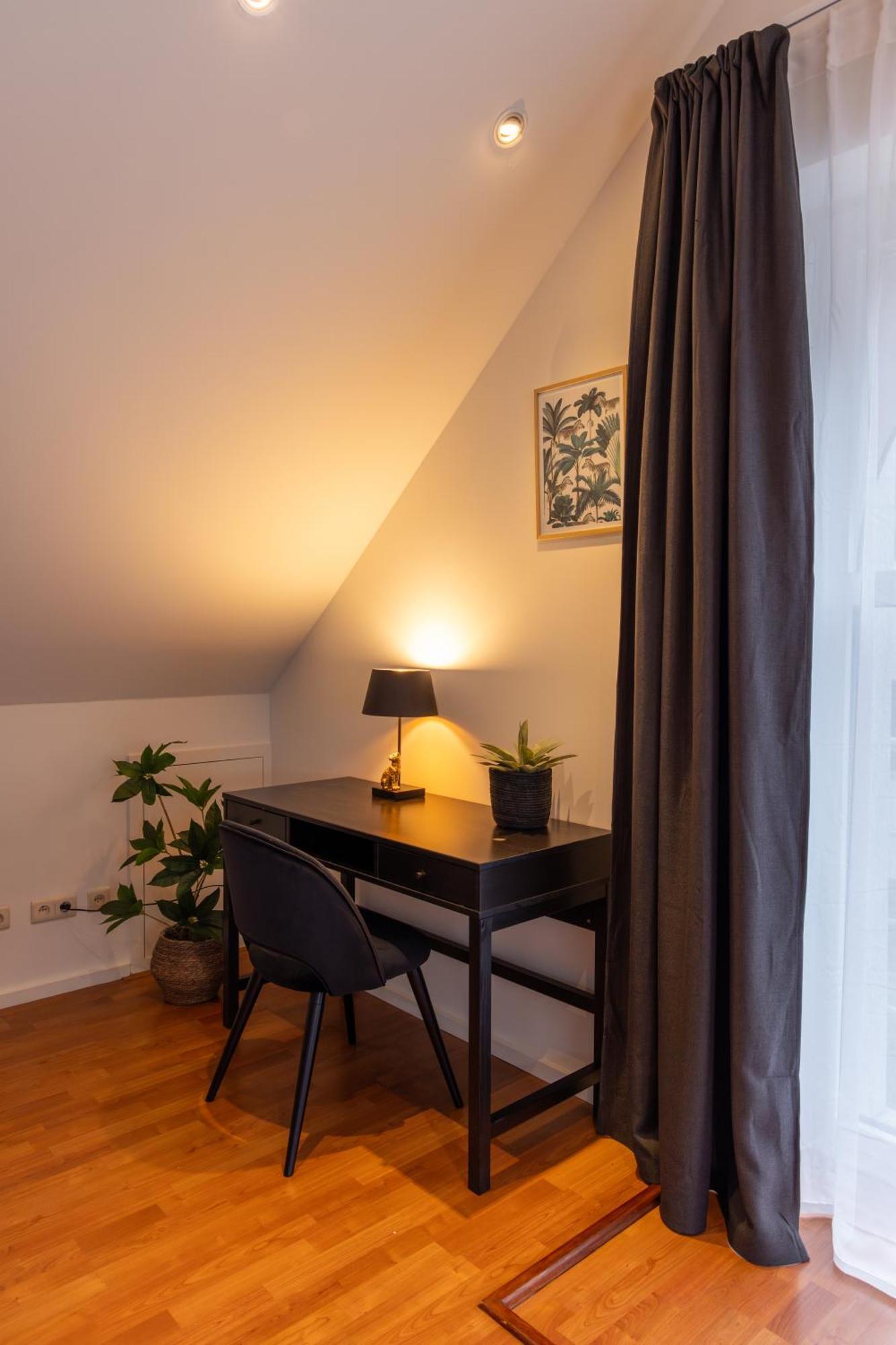 Hotel & Apartments Bibois Leuven Oud-Heverlee Zewnętrze zdjęcie